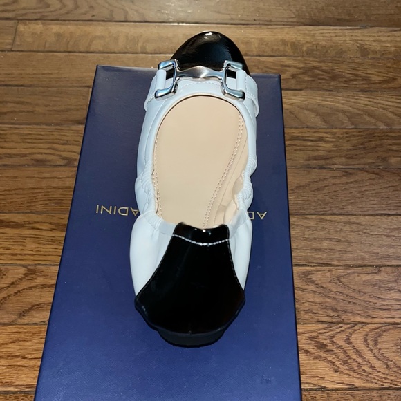Adrienne Vittadini Cadeeno Ballet Flats Ecru & Black Women’s Size 7.5 - Picture 4 of 9